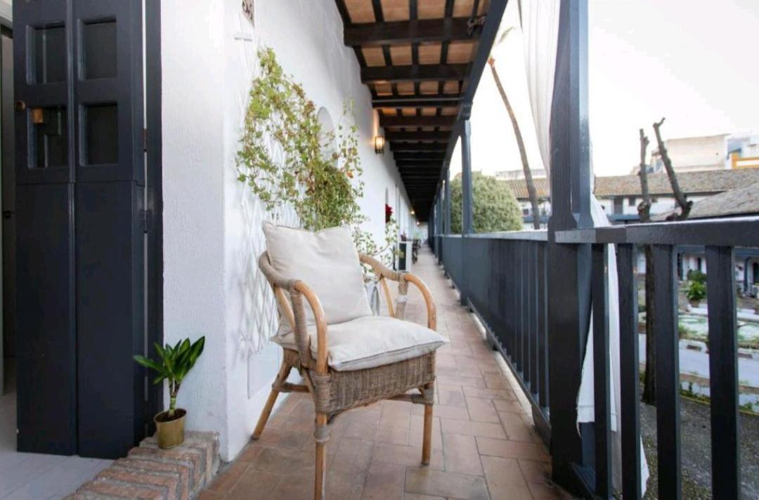 Apartamento En Monumento Historico Nacional Corral Del Conde-Duque De Olivares Севилья Экстерьер фото